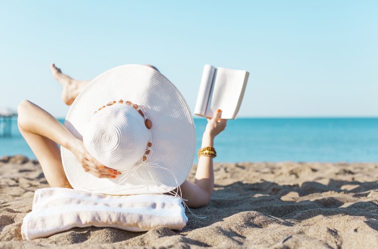 Radio 4′s Book at Beachtime returns 8 AdobeStock 113331073
