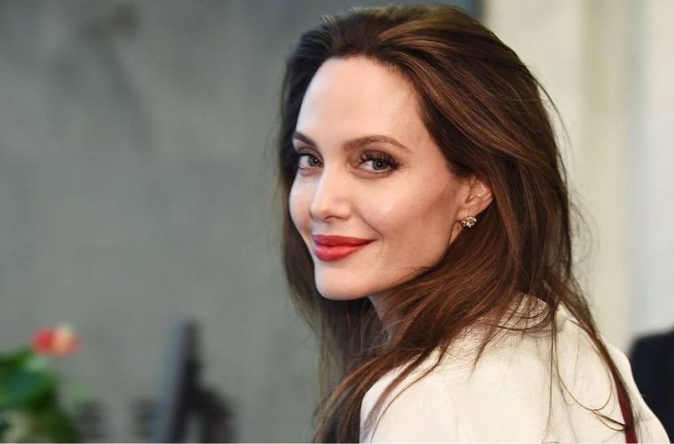 Hello! win for Jolie 8 angelina jolie