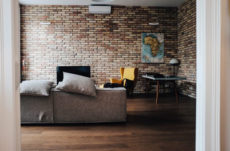 Should you invest in hardwood flooring? 8 house 2567680 960 720